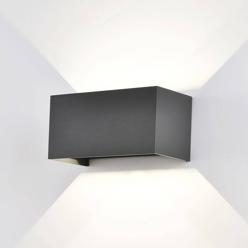 MANTRA Davos Double LED 24w IP54 wall lamp MANTRA Davos Double LED 24w IP54 wall lamp