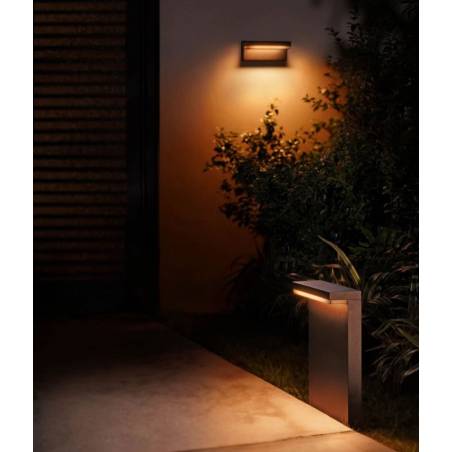 PHILIPS Nyro Hue IP44 LED CCT + Color bollard light